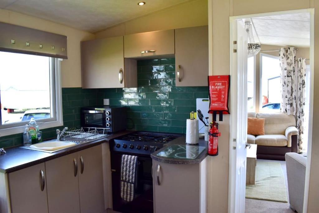 Cosy & Modern Private Seaview Caravan North Seaton Экстерьер фото